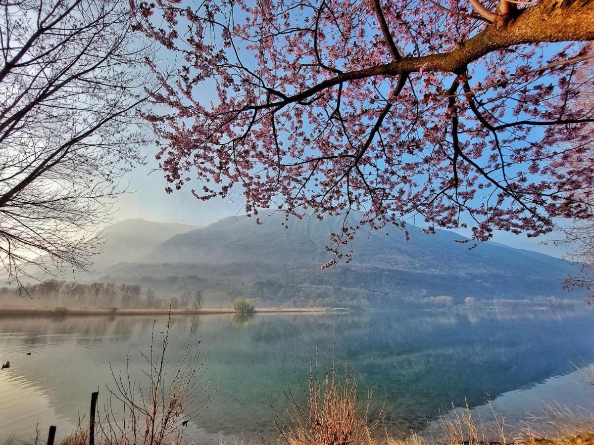 Villaggio Turistico Il Lago Dorato Carlazzo Exterior photo